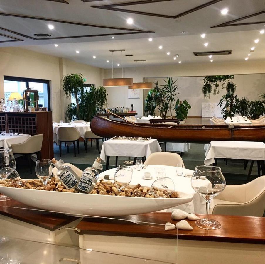 Hotel Restaurant Tivoli - Basel Airport Юненг Экстерьер фото
